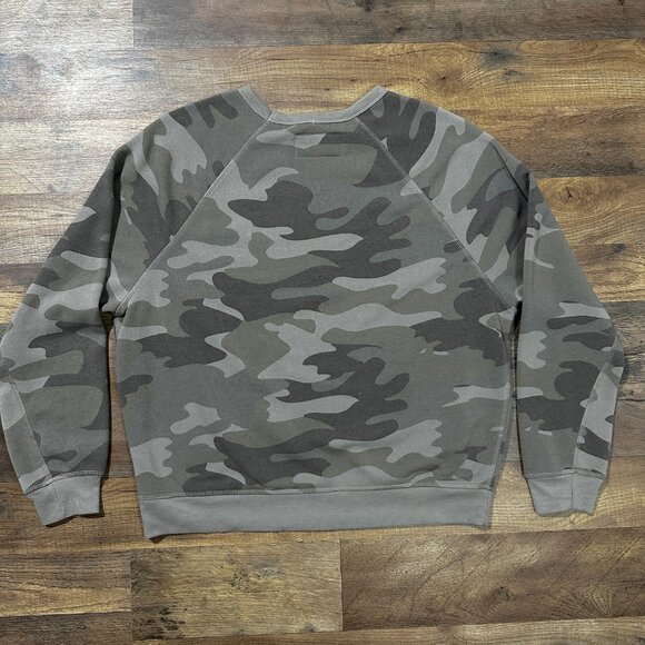 Women's U.S. ARMY Licensed, Fleece Lined Camo Sweatshirt Size M - Picture 2 of 3